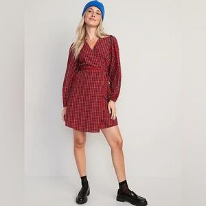 NWOT Old Navy Red Puff-Sleeve Plaid Seersucker Mini Wrap Dress Size L